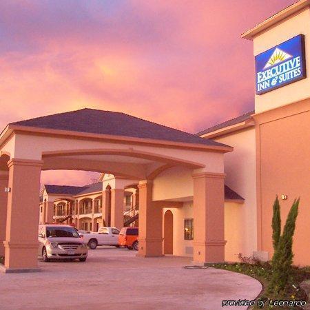 Executive Inn & Suites - Jewett Екстер'єр фото