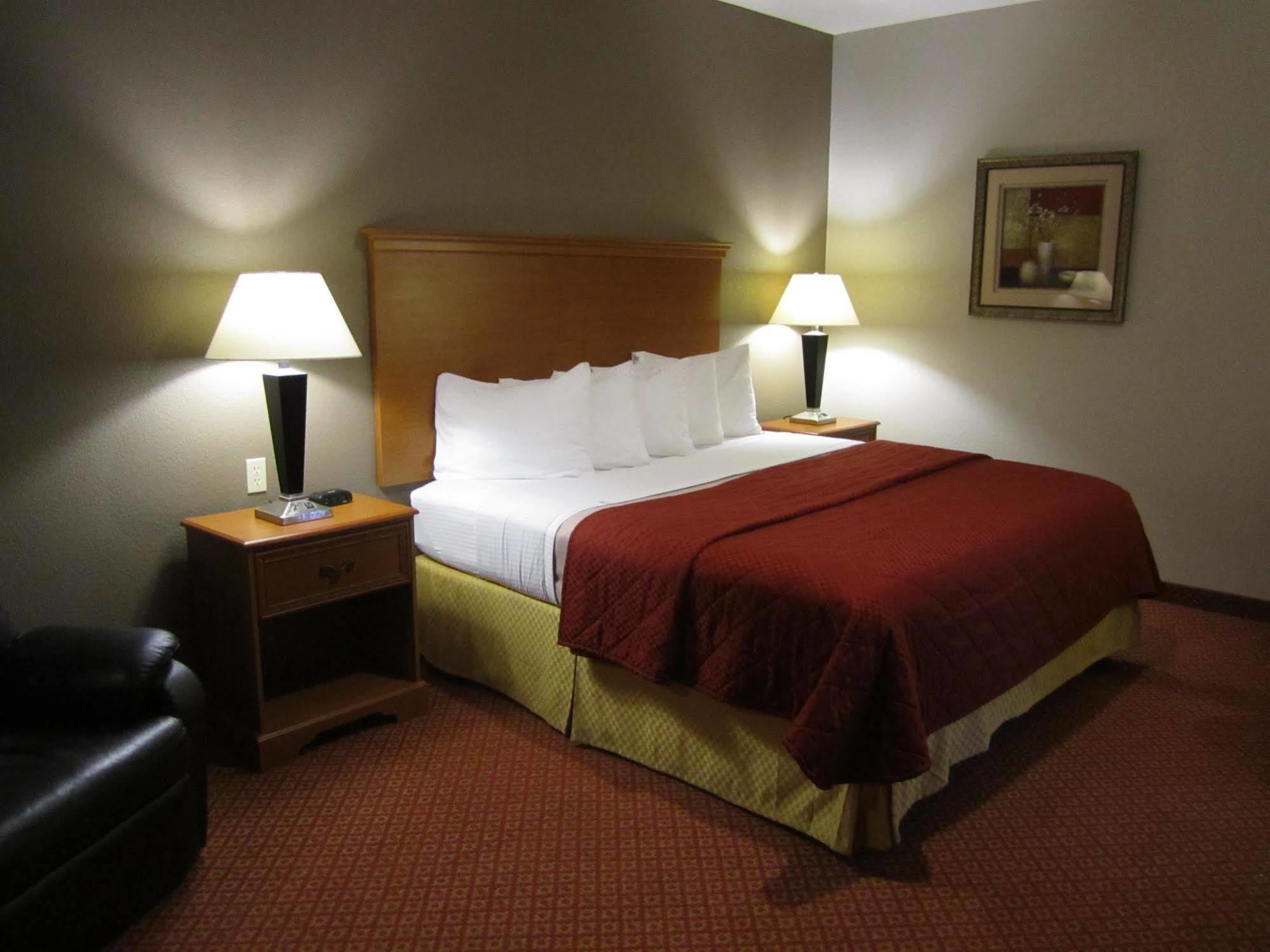 Executive Inn & Suites - Jewett Екстер'єр фото