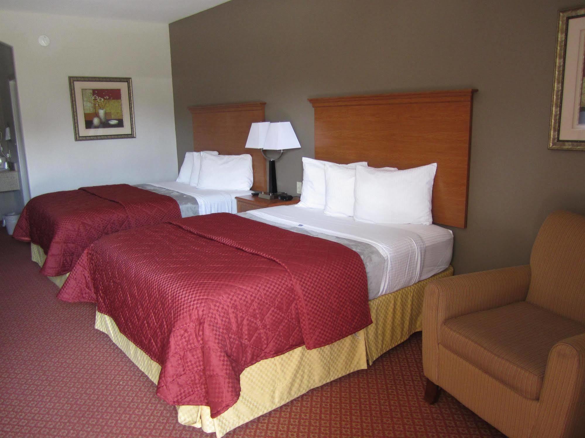 Executive Inn & Suites - Jewett Екстер'єр фото